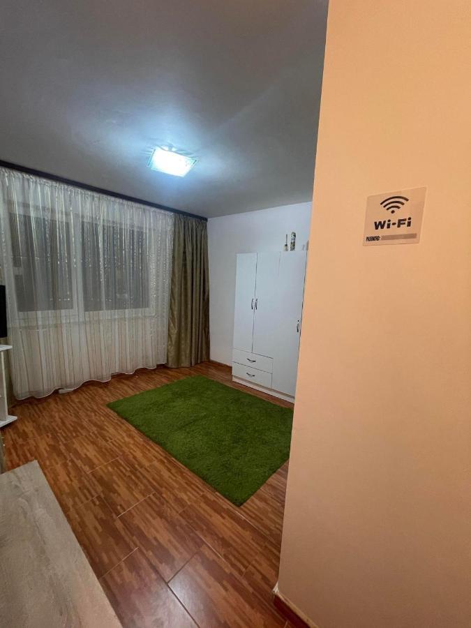 One Room Apartment Ptm Bucharest Exterior photo